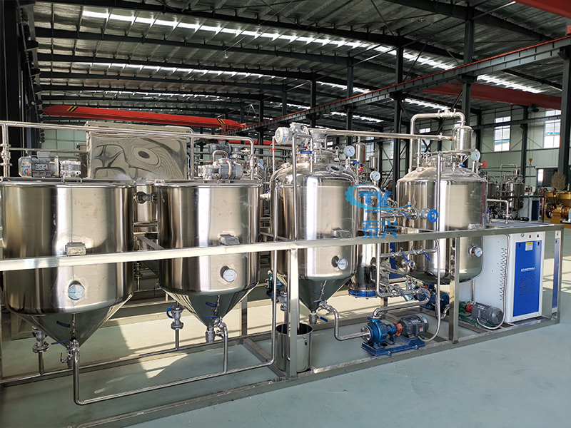 oil refining equipment